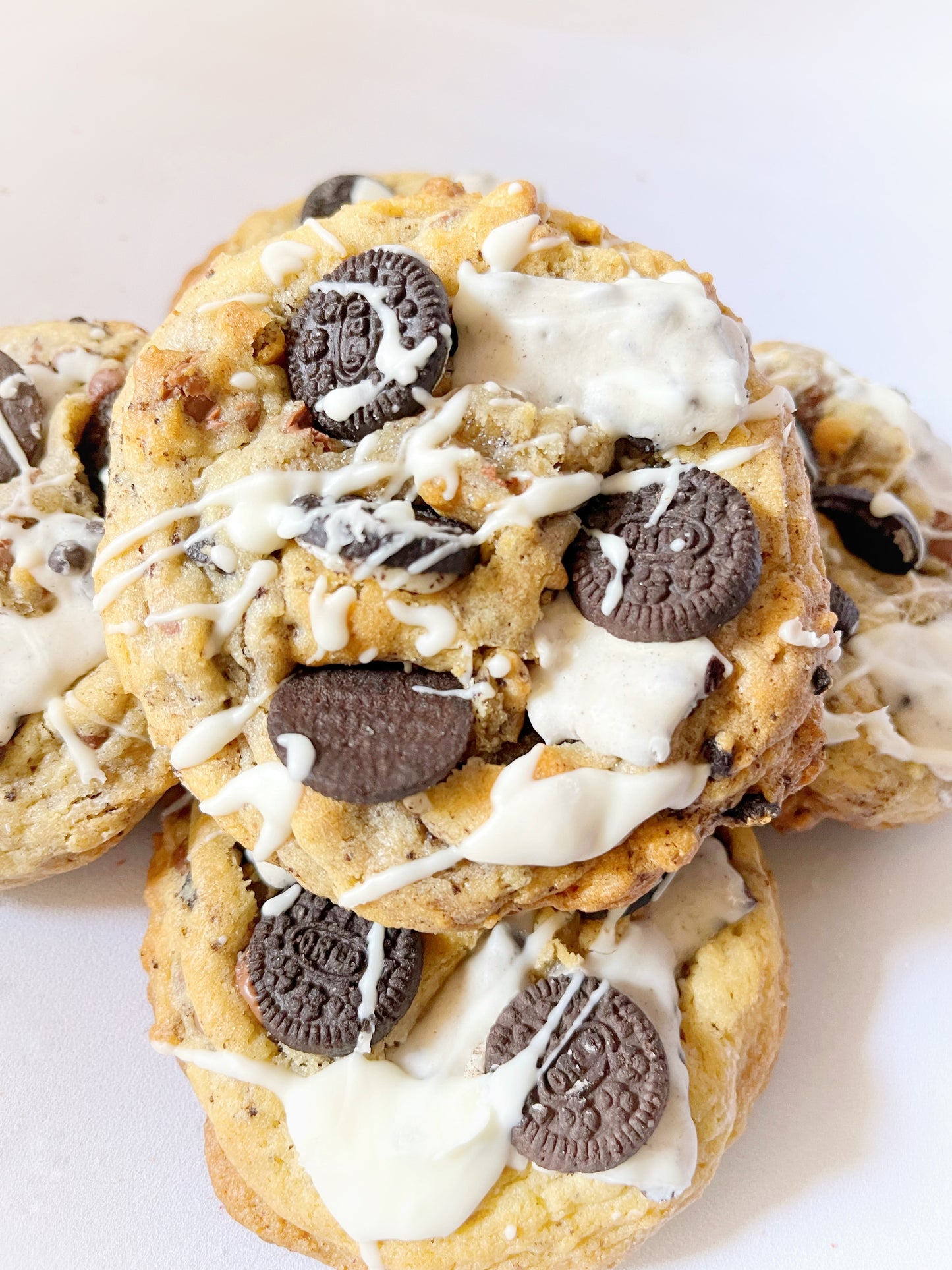 Cookies & Cream Cookies