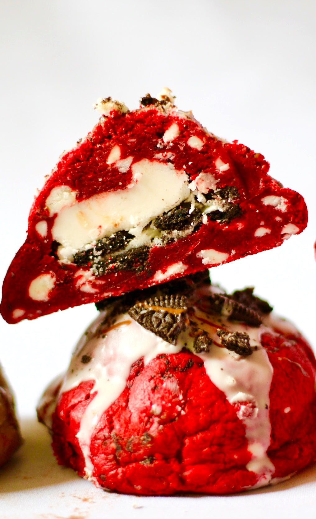 Red Velvet Cookies & Cream